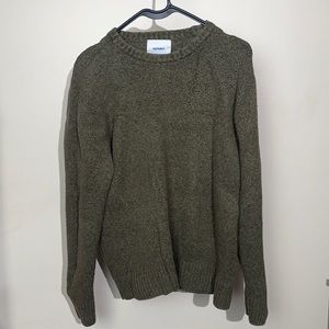 Old navy sweat shirt